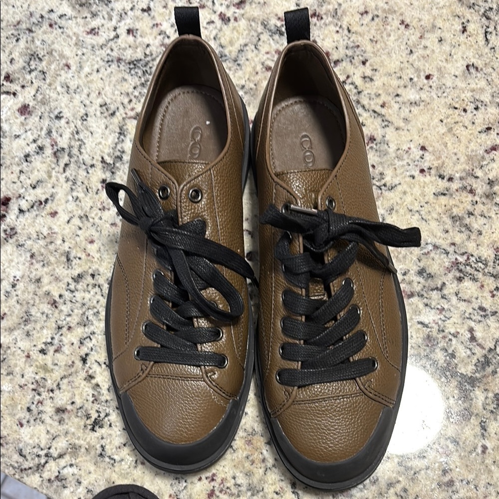 COACH  new Brown Leather Sneakers with Black Laces
